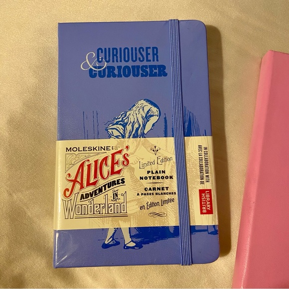 NWT Moleskine Alice in Wonderland Limited Edition Mini Notebooks - Picture 3 of 6
